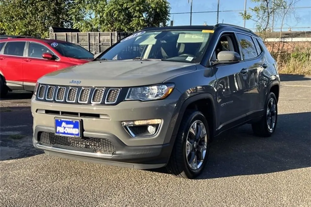 2019 Jeep Compass Limited photo 1