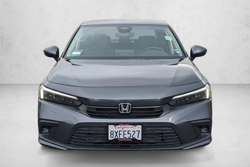 2022 Honda Civic Touring photo 1