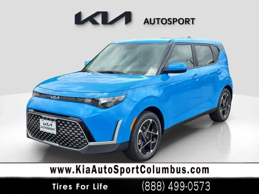 2025 Kia Soul EX photo 1