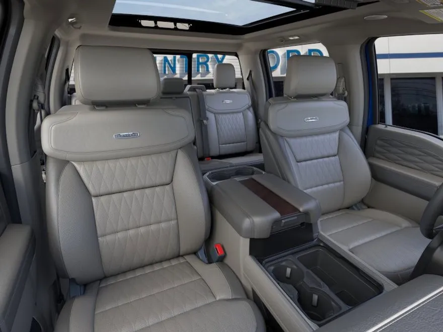 2026 Ford F-350 Platinum photo 1