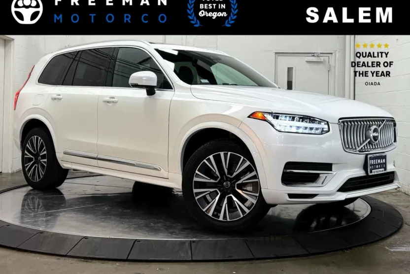 2022 Volvo XC90 Recharge Expression photo 1