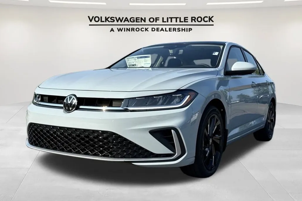 2025 Volkswagen Jetta 1.5T SE photo 1