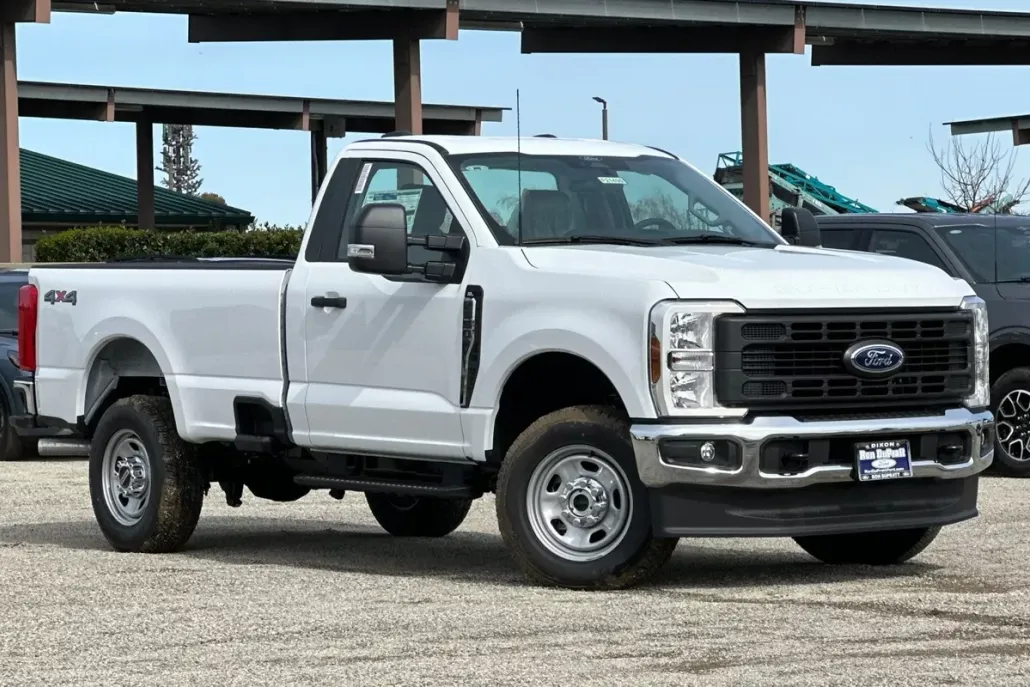 2024 Ford F-350 photo 1