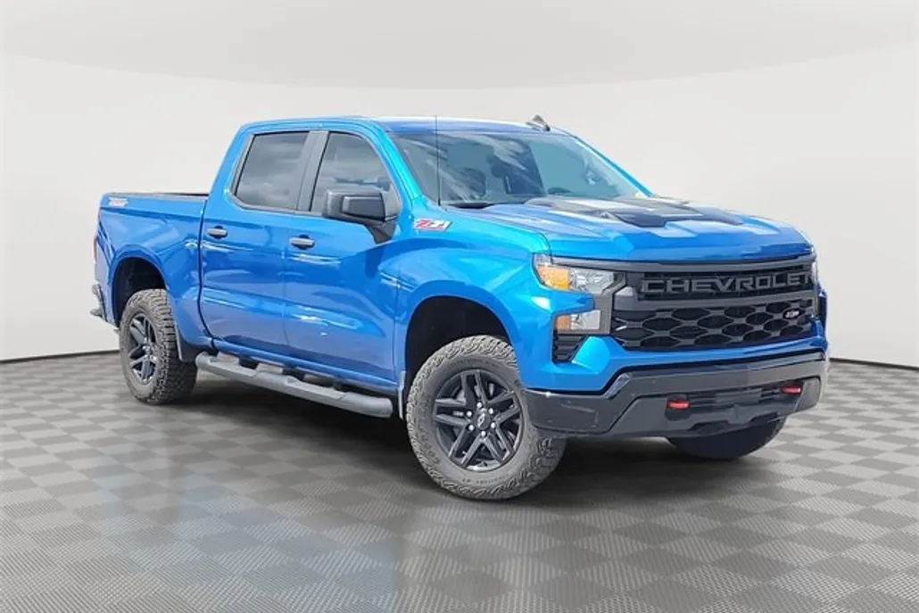 2023 Chevrolet Silverado 1500 Custom Trail Boss photo 1
