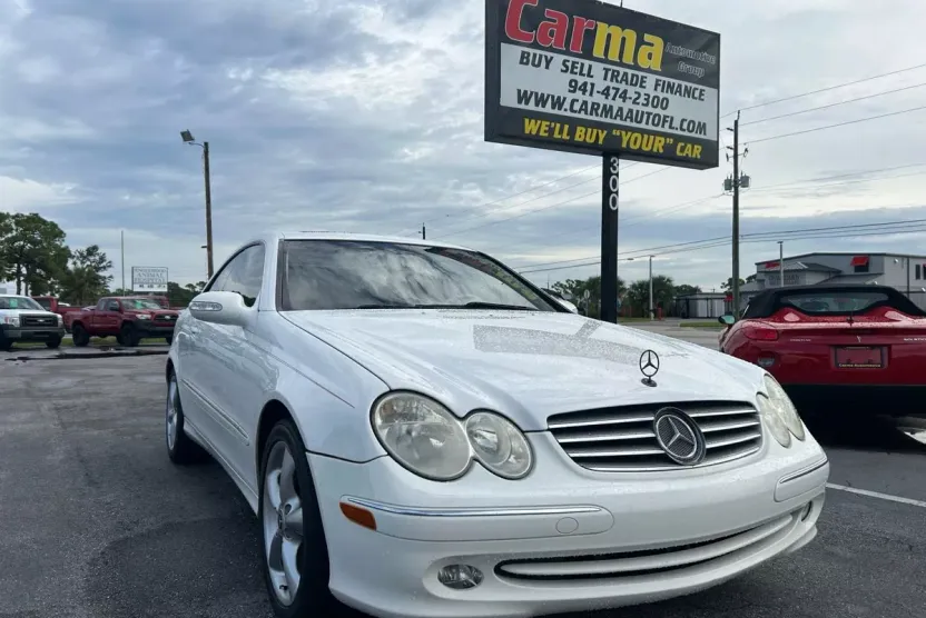2005 Mercedes Benz CLK 320 photo 1