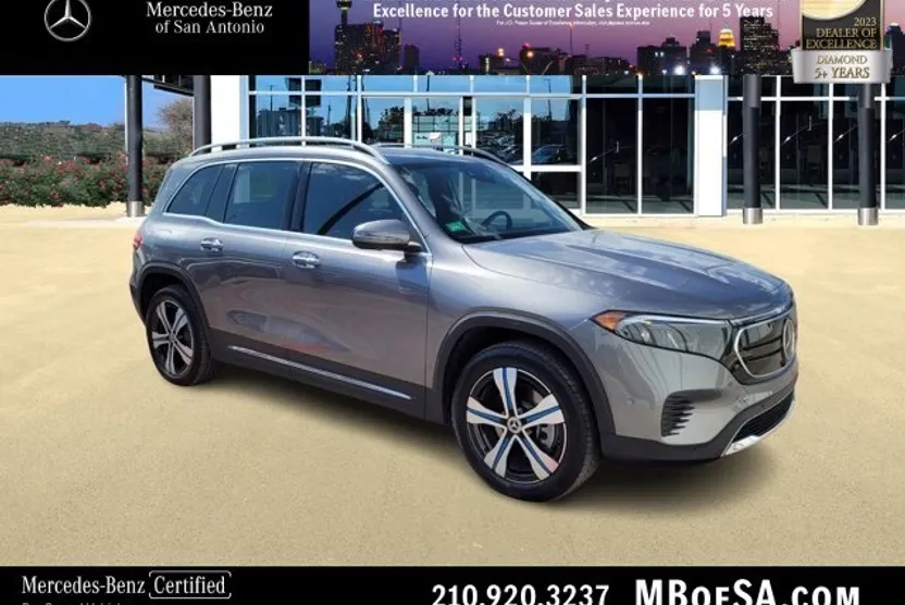 2023 Mercedes Benz EQB 350 photo 1