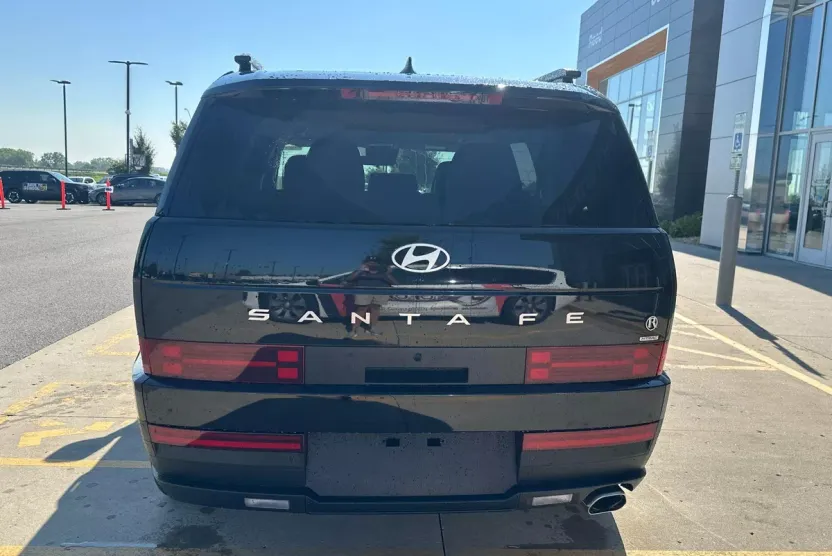 2026 Hyundai Santa Fe SEL photo 1