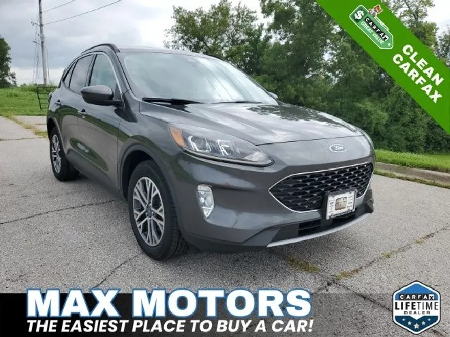 2020 Ford Escape SEL photo 1