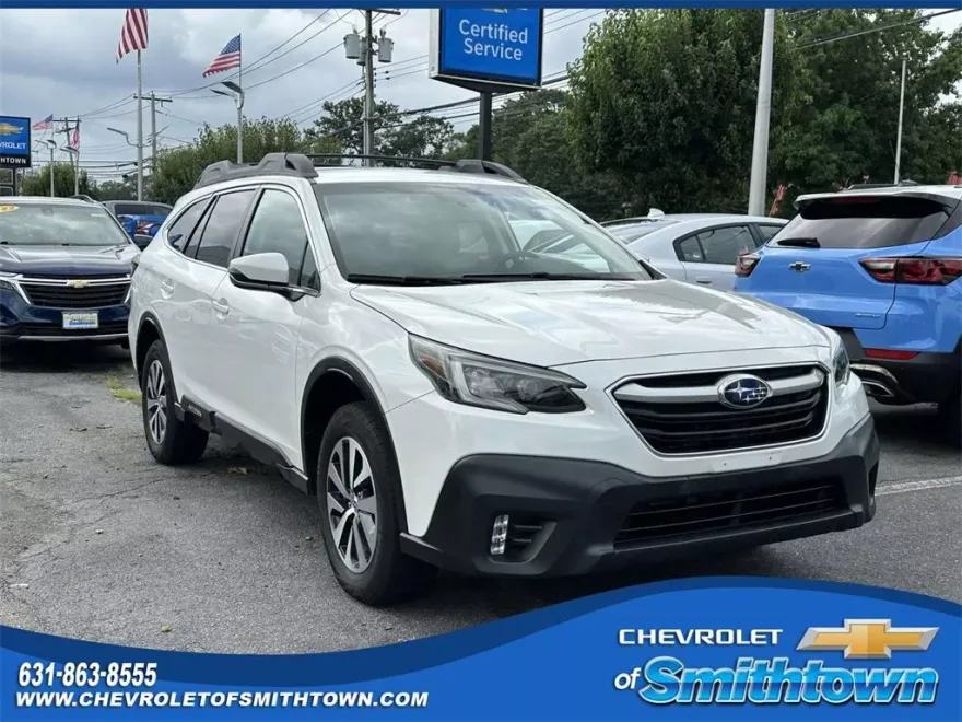 2022 Subaru Outback Premium photo 1