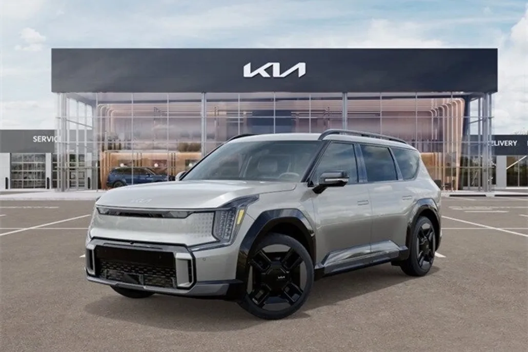 2026 Kia EV9 GT-Line photo 1