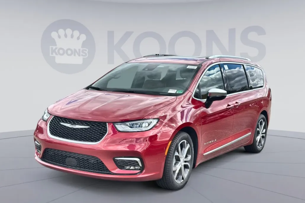 2026 Chrysler Pacifica Pinnacle photo 1