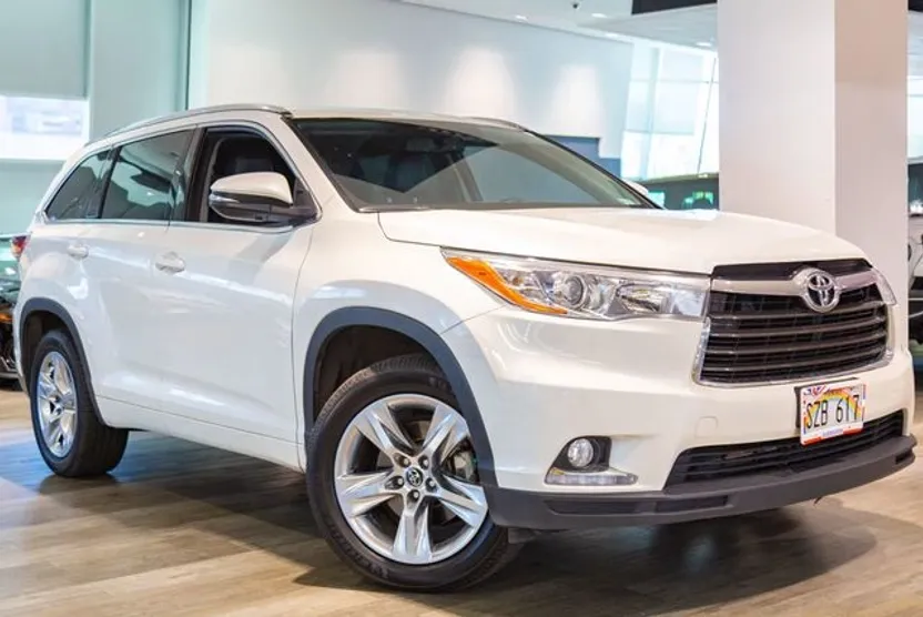 2016 Toyota Highlander Limited photo 1