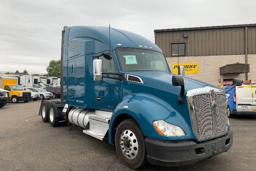 2019 Kenworth T680 photo 1