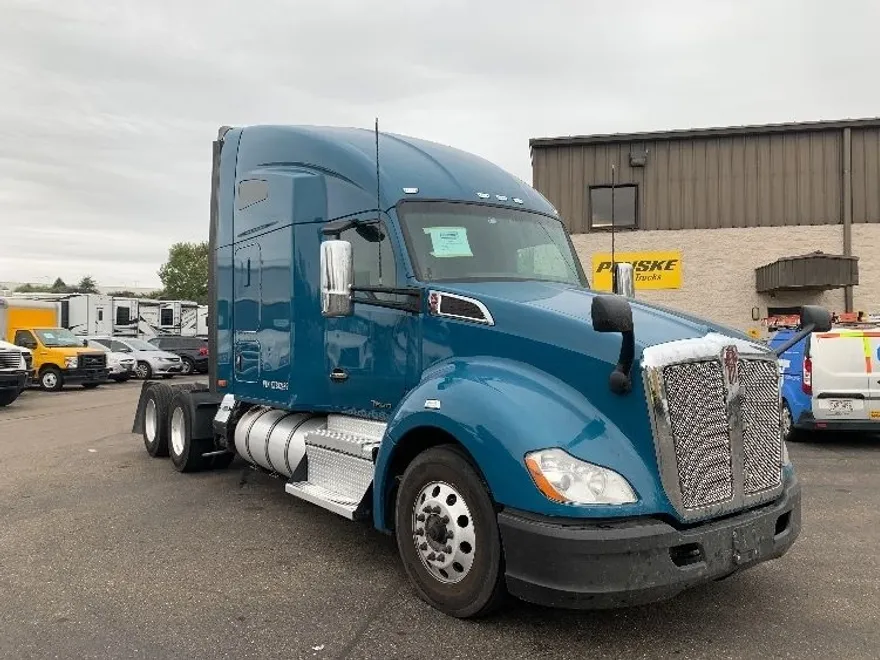 2019 Kenworth T680 photo 1