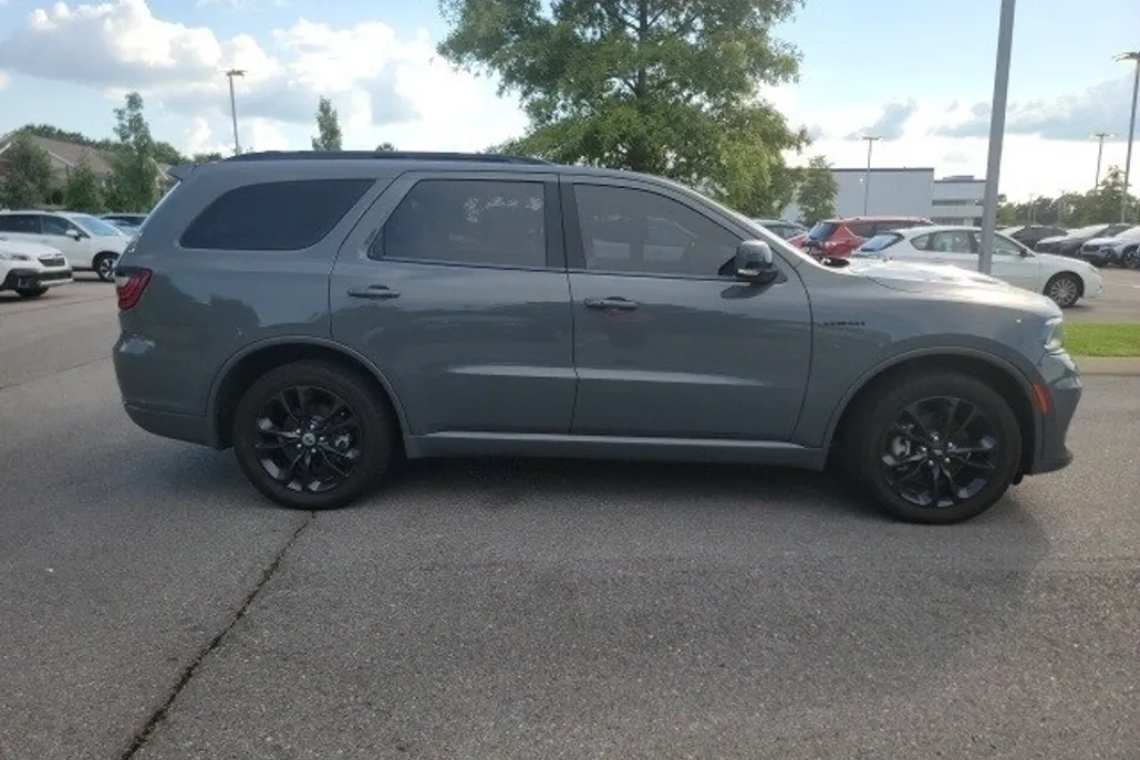 2023 Dodge Durango R/T Plus photo 1