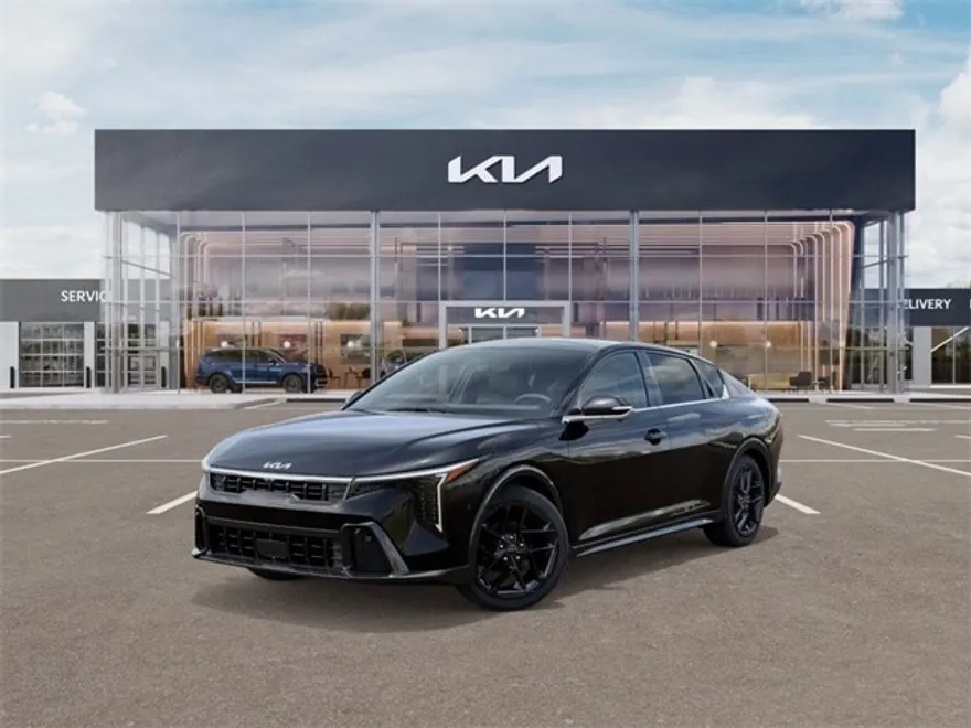 2025 Kia K4 GT-Line Turbo photo 1