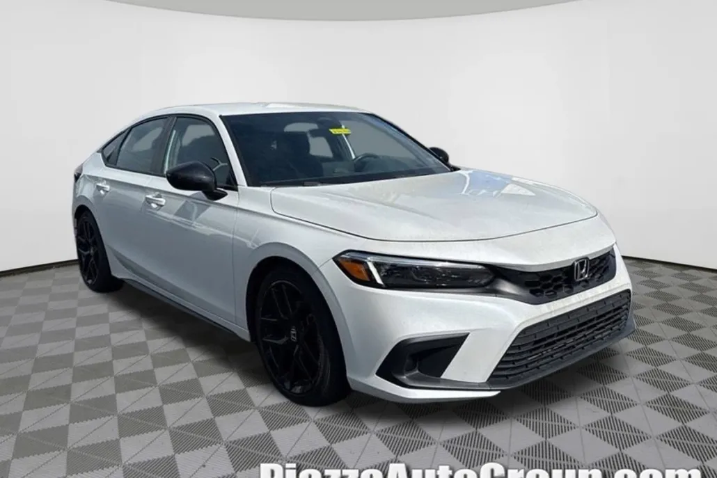 2022 Honda Civic Sport Hatchback photo 1