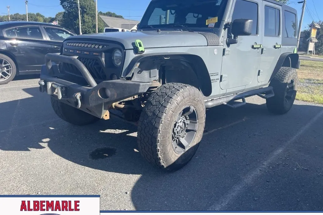 2014 Jeep Wrangler Unlimited Sport photo 1