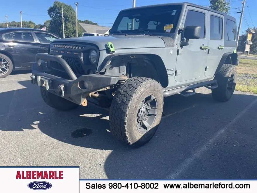 2014 Jeep Wrangler Unlimited Sport photo 1