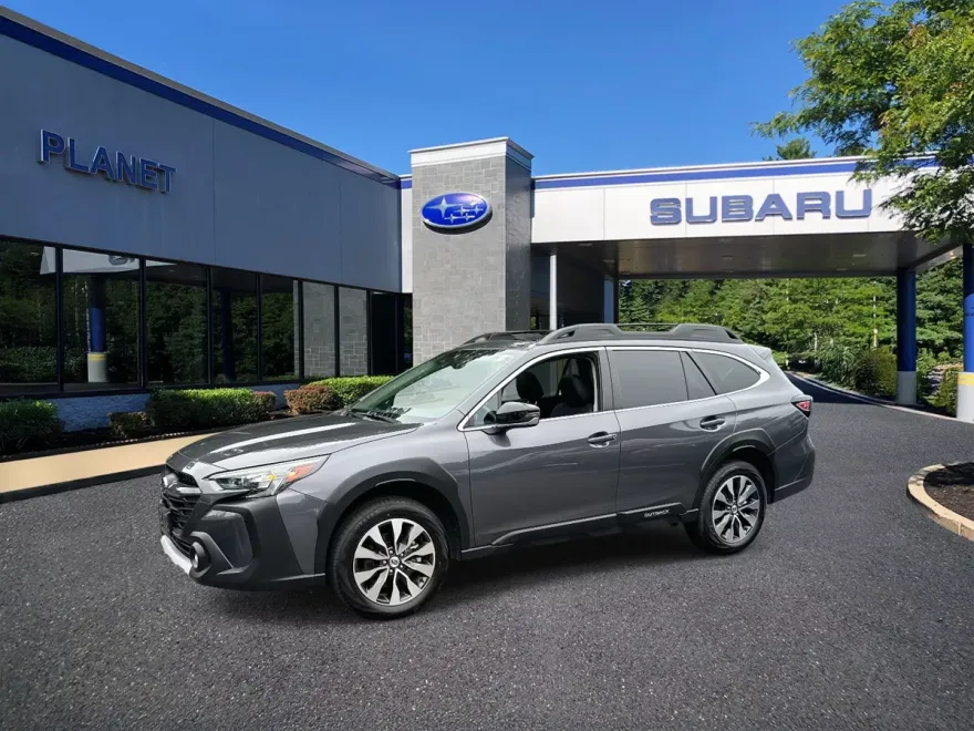 2024 Subaru Outback Limited photo 1