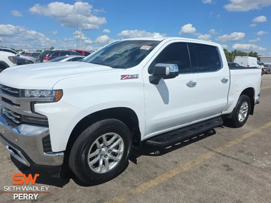 2021 Chevrolet Silverado 1500 LTZ photo 1