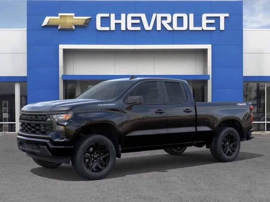 2026 Chevrolet Silverado 1500 Custom photo 1