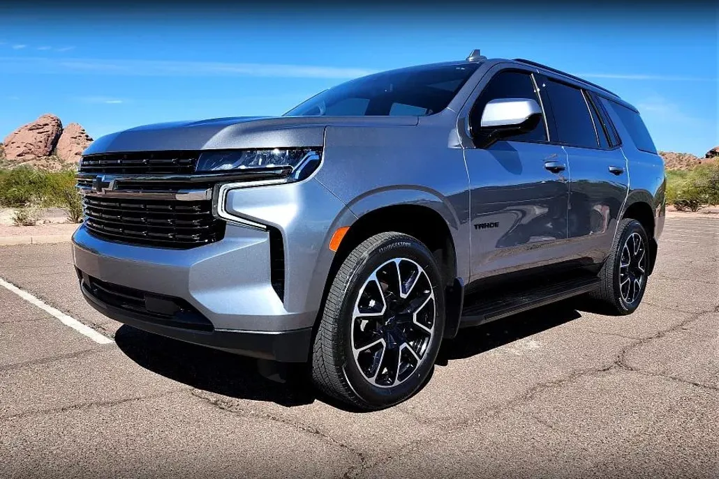 2021 Chevrolet Tahoe RST photo 1