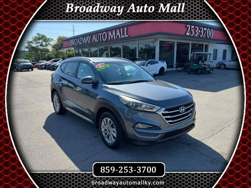 2017 Hyundai Tucson SE photo 1
