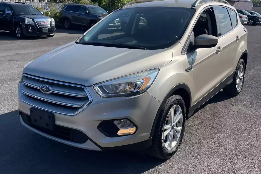 2018 Ford Escape SEL photo 1