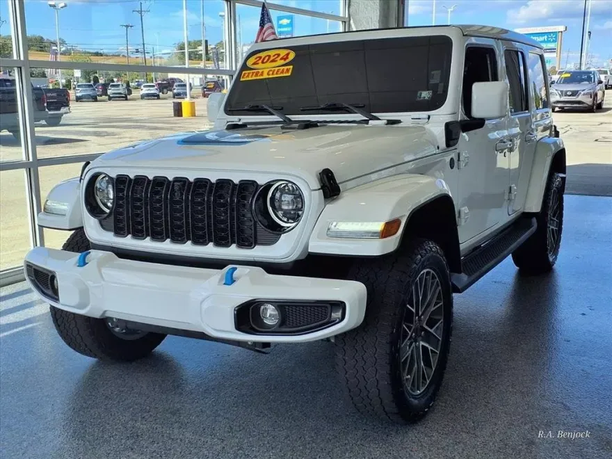 2024 Jeep Wrangler 4xe High Altitude photo 1