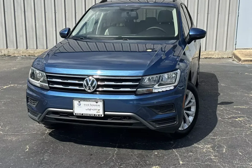 2019 Volkswagen Tiguan S photo 1