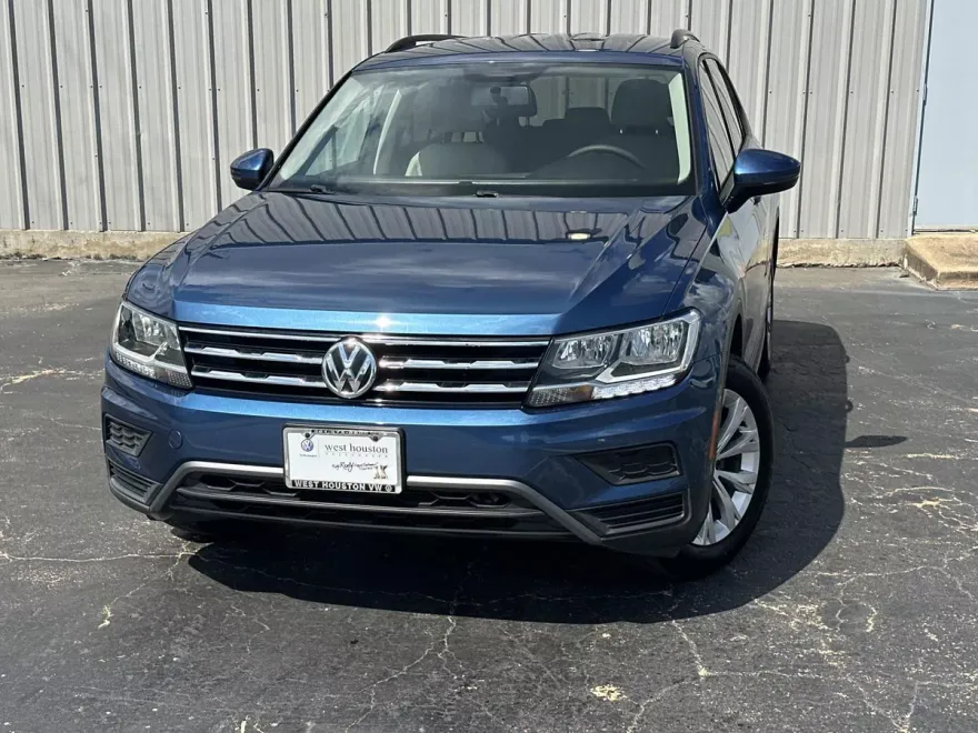 2019 Volkswagen Tiguan S photo 1