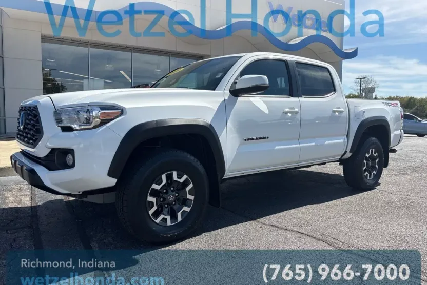 2020 Toyota Tacoma TRD Sport photo 1