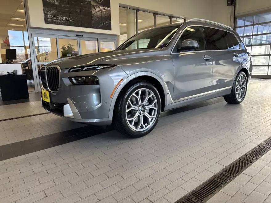 2025 Bmw X7 xDrive40i photo 1