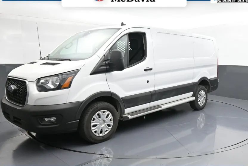2023 Ford Transit photo 1
