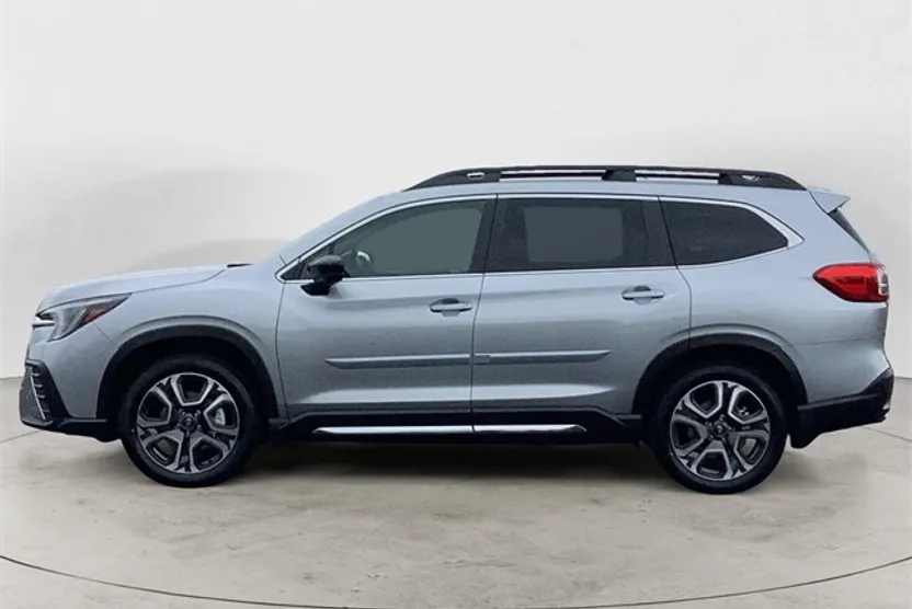 2025 Subaru Ascent Limited photo 1