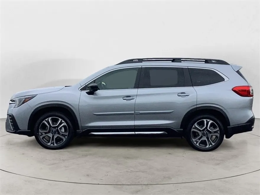 2025 Subaru Ascent Limited photo 1
