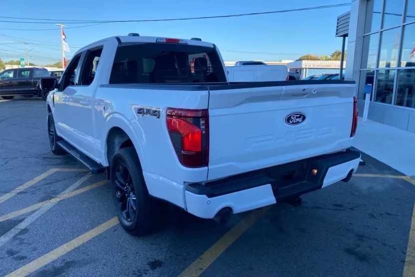 2024 Ford F-150 XLT photo 1