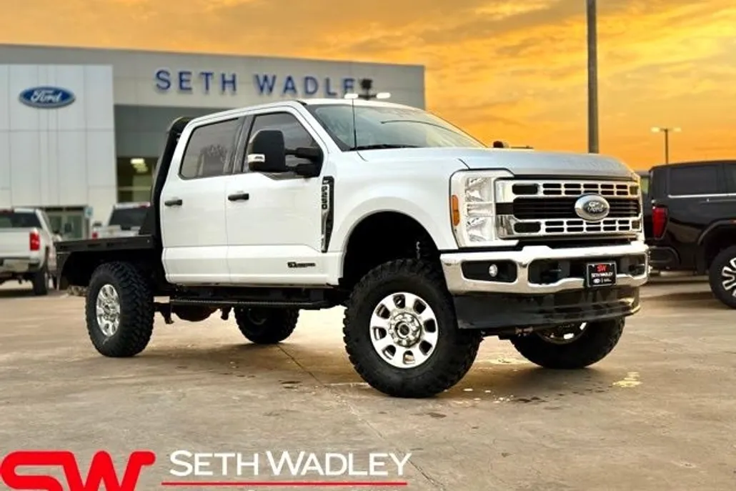 2023 Ford F-250 photo 1