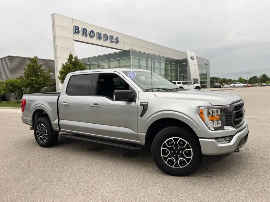 2023 Ford F-150 XLT photo 1