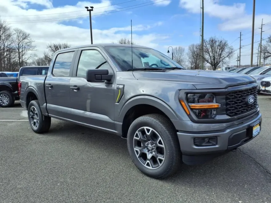 2025 Ford F-150 STX photo 1