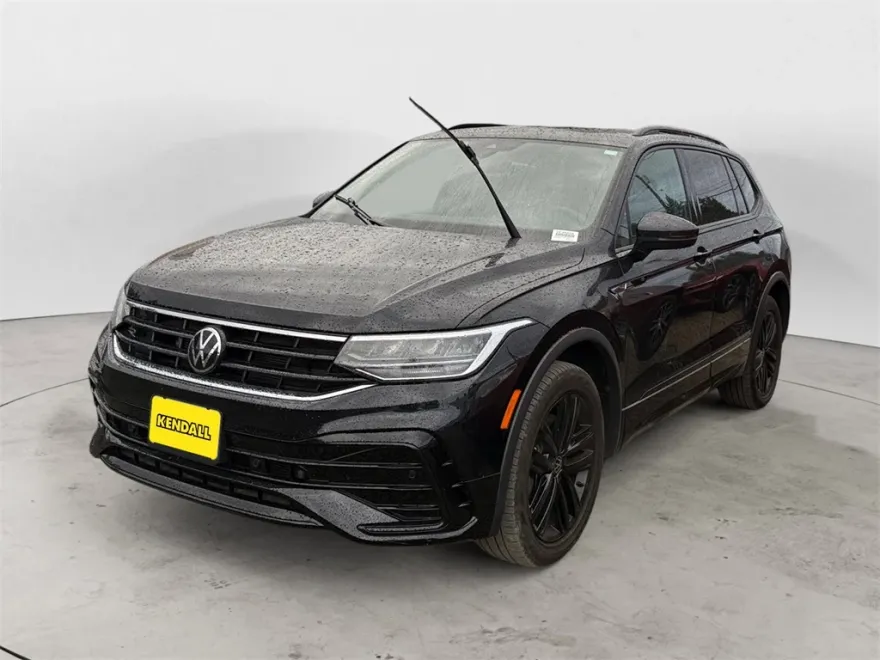 2022 Volkswagen Tiguan SE R-Line Black photo 1