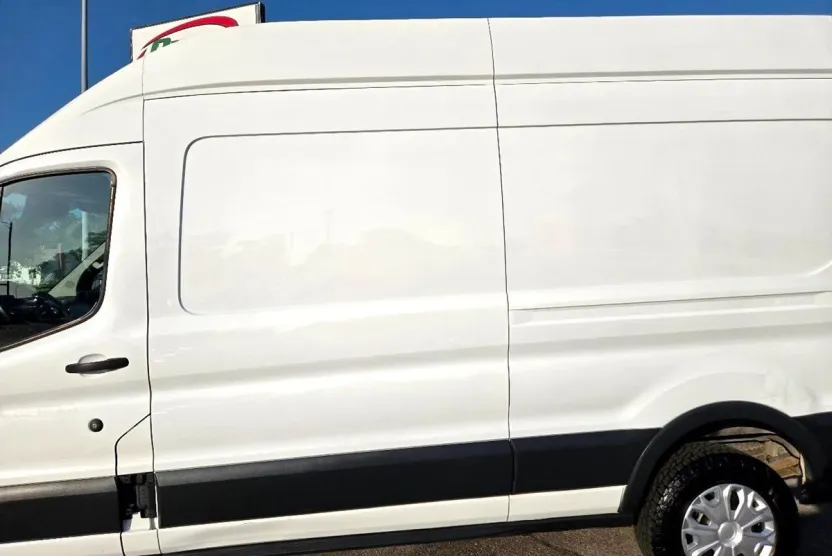 2017 Ford Transit Cargo Van photo 1