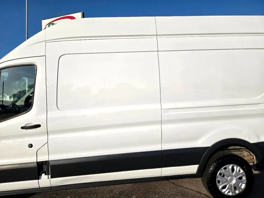 2017 Ford Transit Cargo Van photo 1