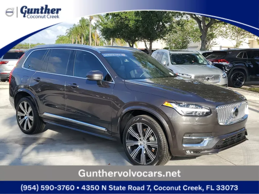 2023 Volvo XC90 Ultimate photo 1