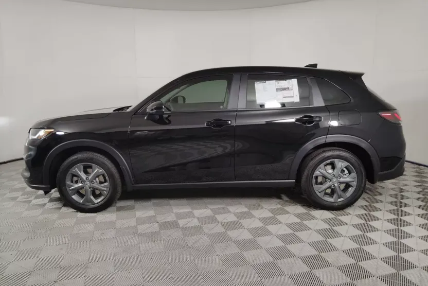 2026 Honda HR-V LX photo 1