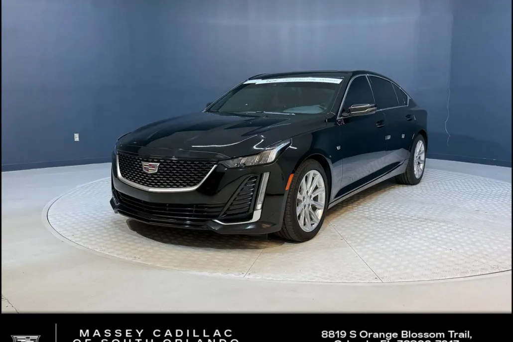 2024 Cadillac CT5 Luxury photo 1