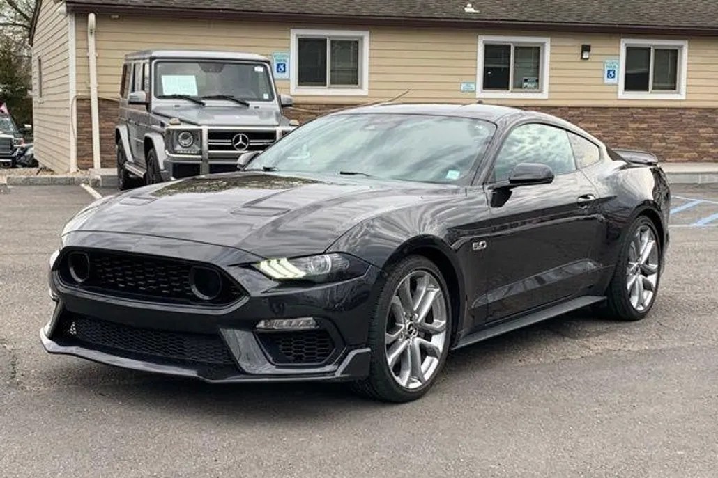 2023 Ford Mustang Mach 1 photo 1