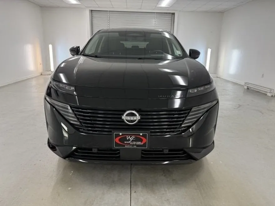2025 Nissan Murano Platinum photo 1