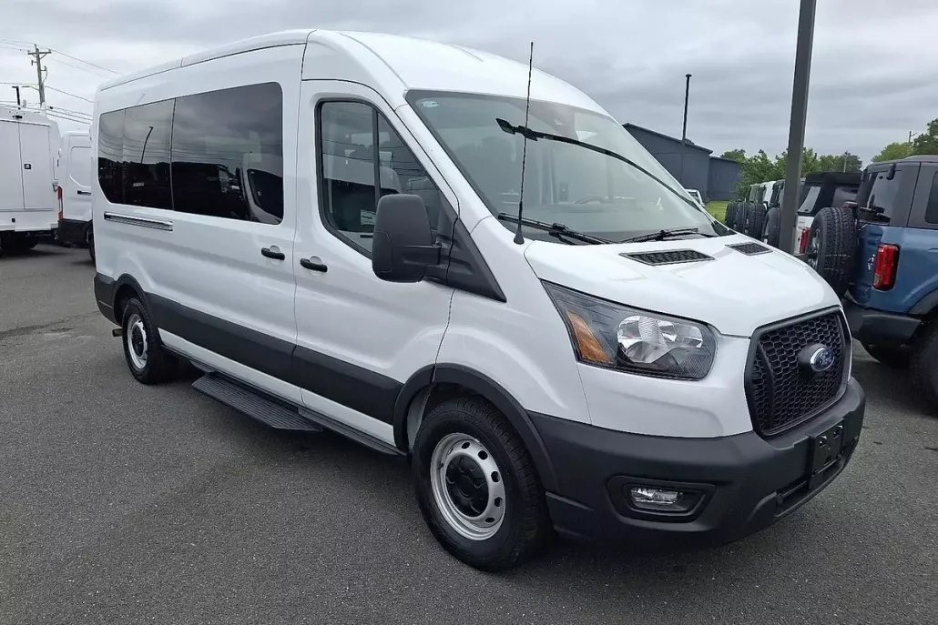 2025 Ford Transit Passenger XL photo 1